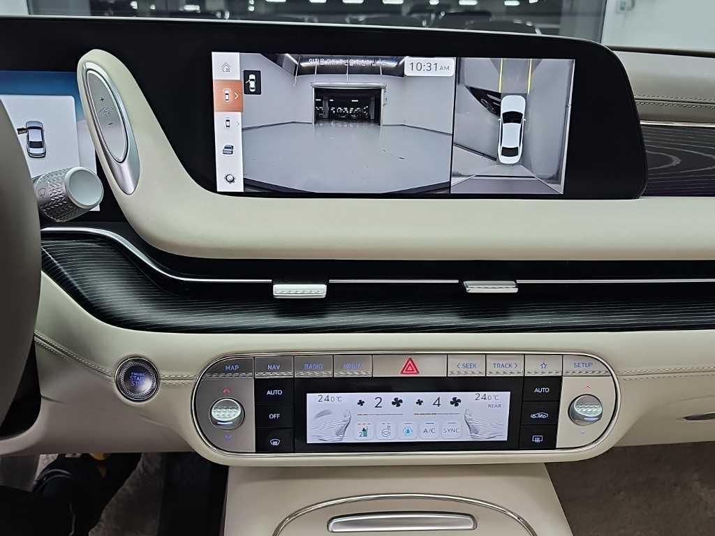 Genesis G90 — photo 10