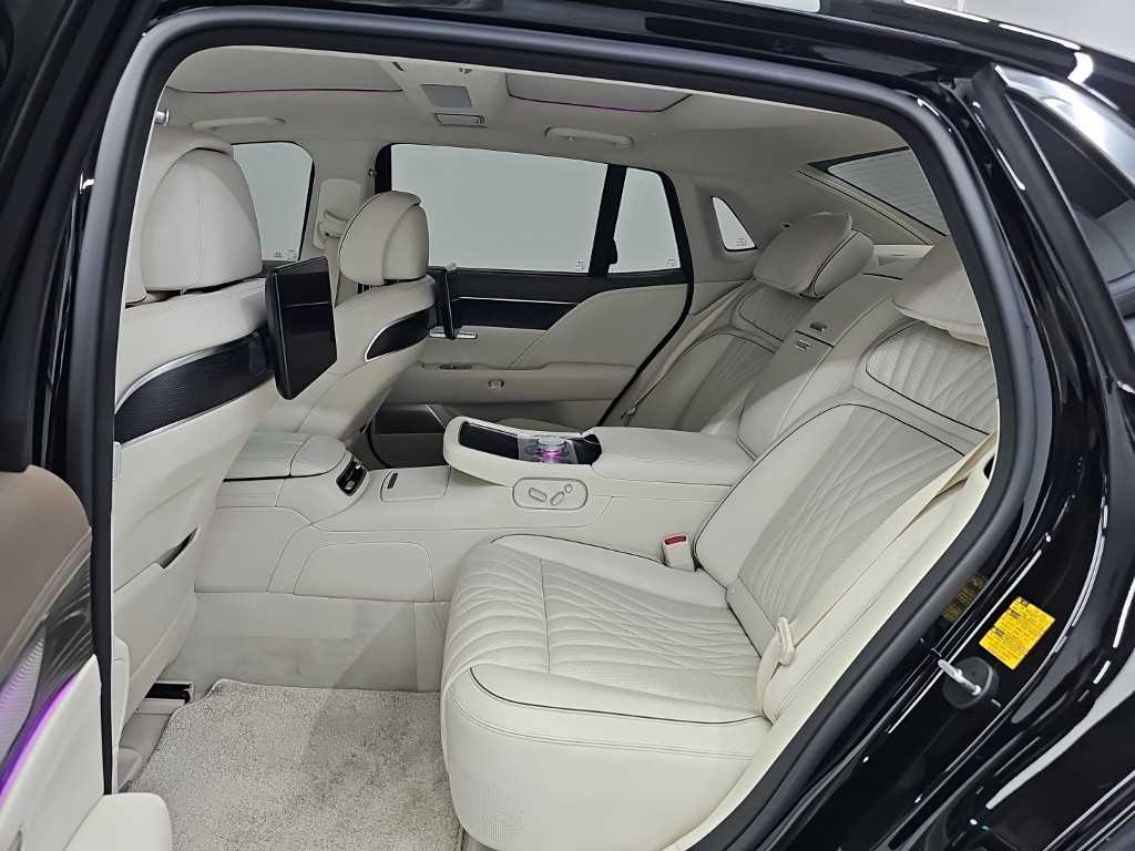 Genesis G90 — photo 12