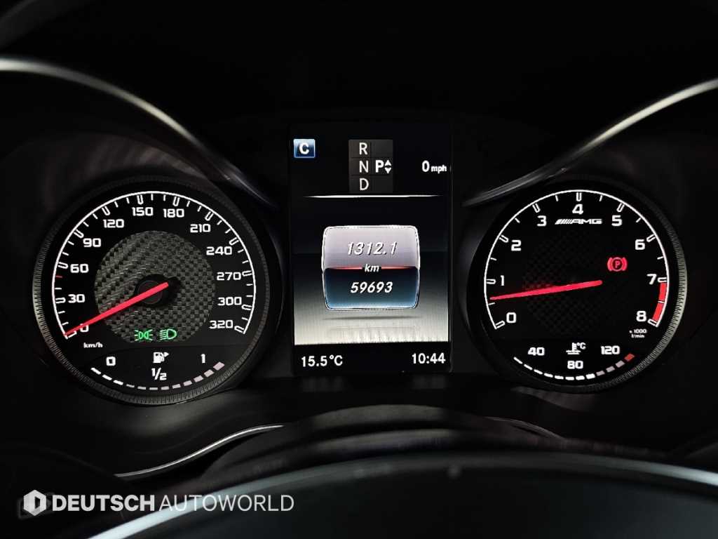 Mercedes-Benz C-Class — photo 08