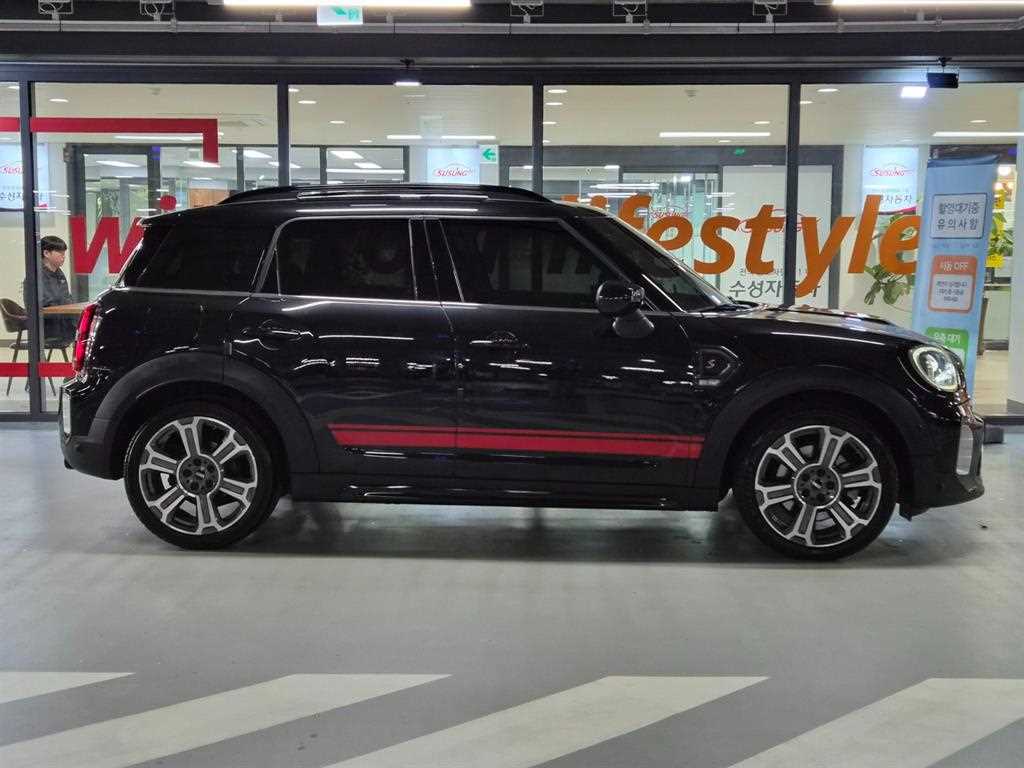 Mini Countryman — photo 03