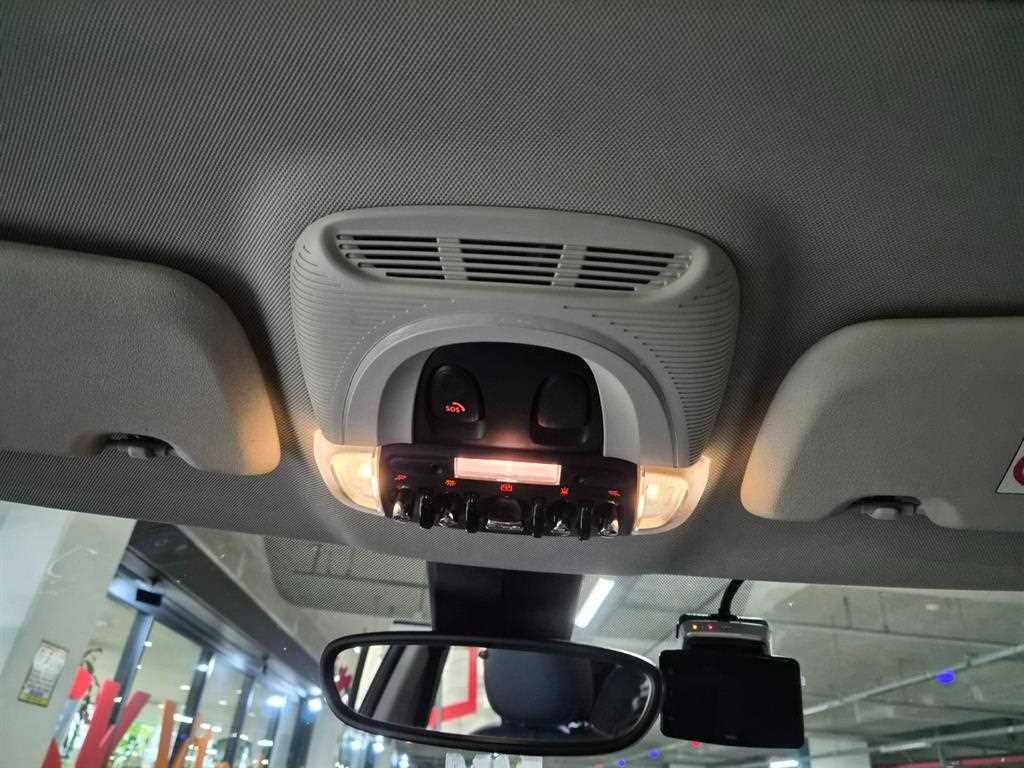 Mini Countryman — photo 18