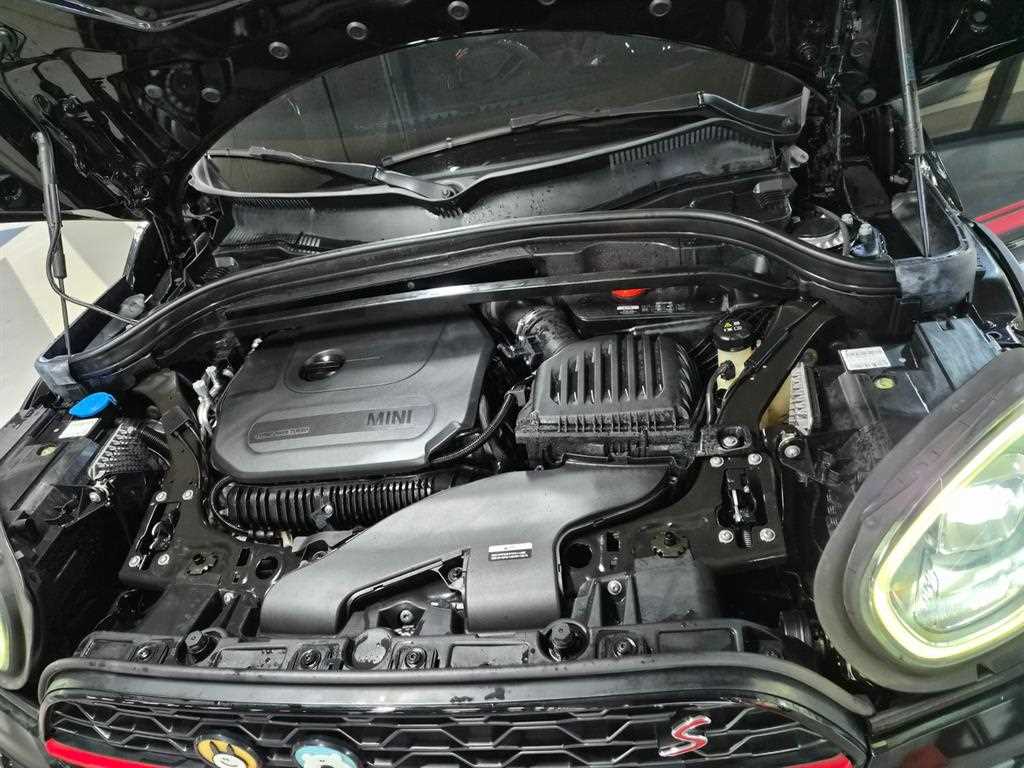 Mini Countryman — photo 19