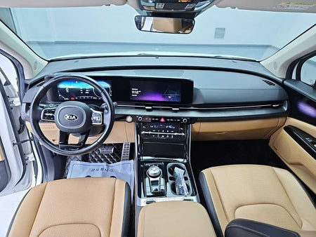 Kia Carnival — photo 01