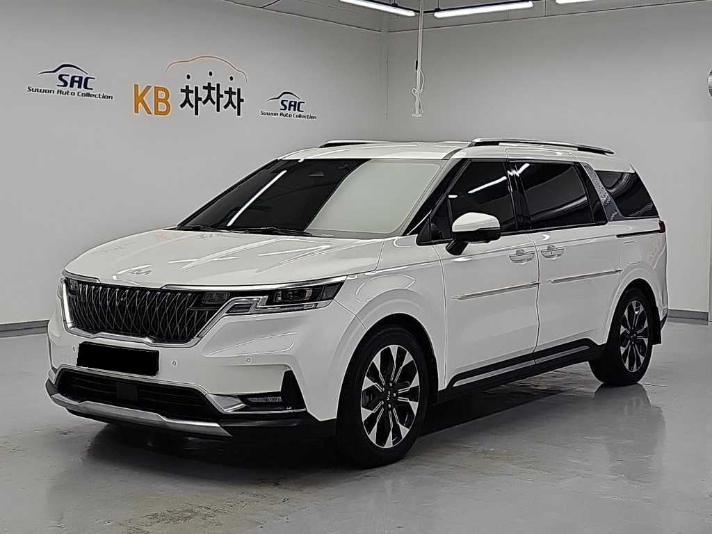 Kia Carnival — photo 02