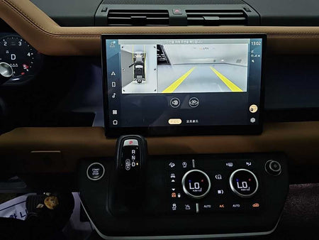 Land Rover Defender — photo 10