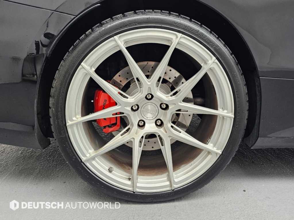 Mercedes-Benz S-Class — photo 05