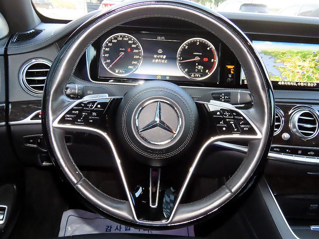 Mercedes-Benz S-Class — photo 08