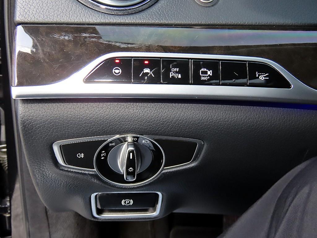 Mercedes-Benz S-Class — photo 12