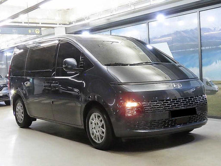 Hyundai Staria — photo 01