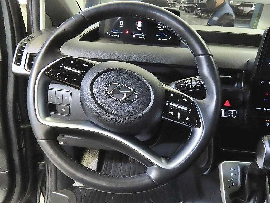 Hyundai Staria — photo 08