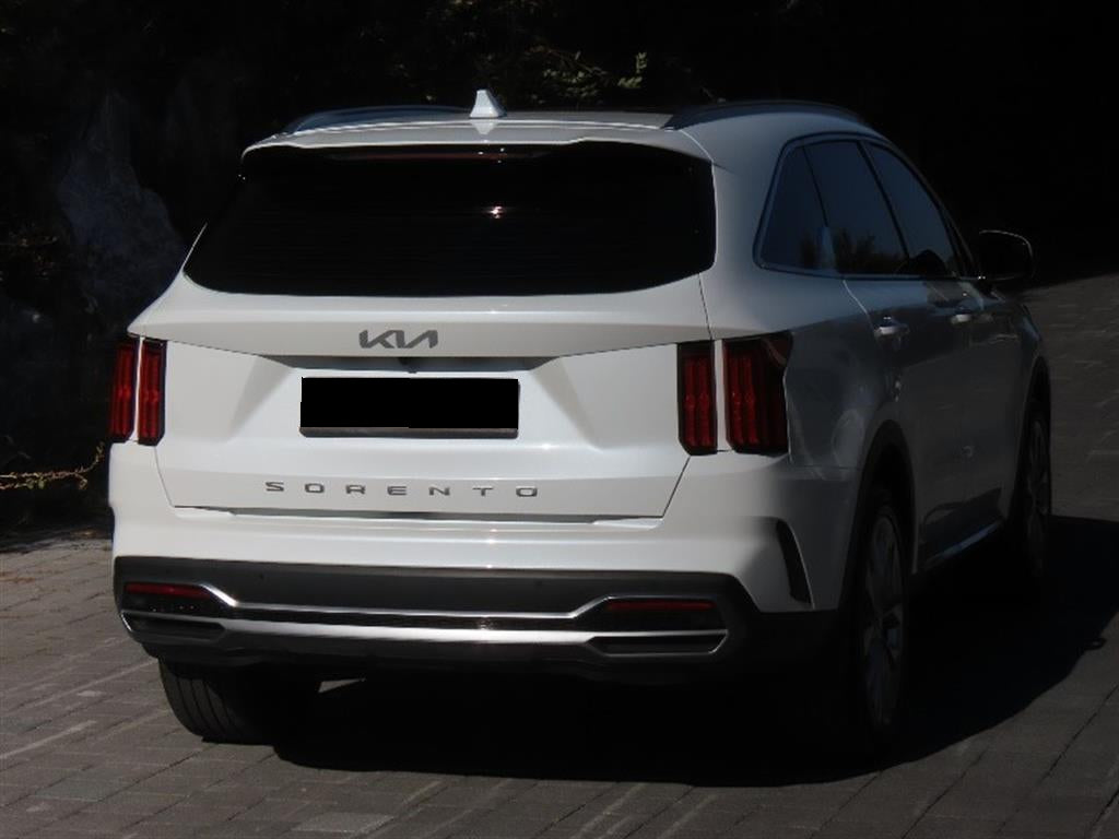 Kia Sorento — photo 03