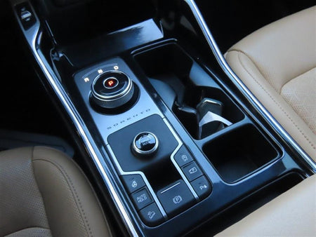 Kia Sorento — photo 06