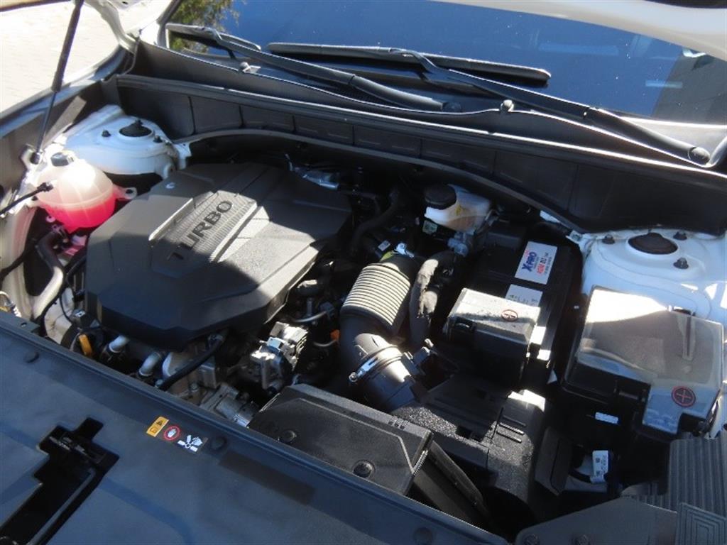 Kia Sorento — photo 20