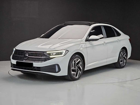 Volkswagen Jetta — photo 01
