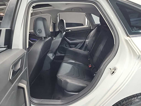 Volkswagen Jetta — photo 12