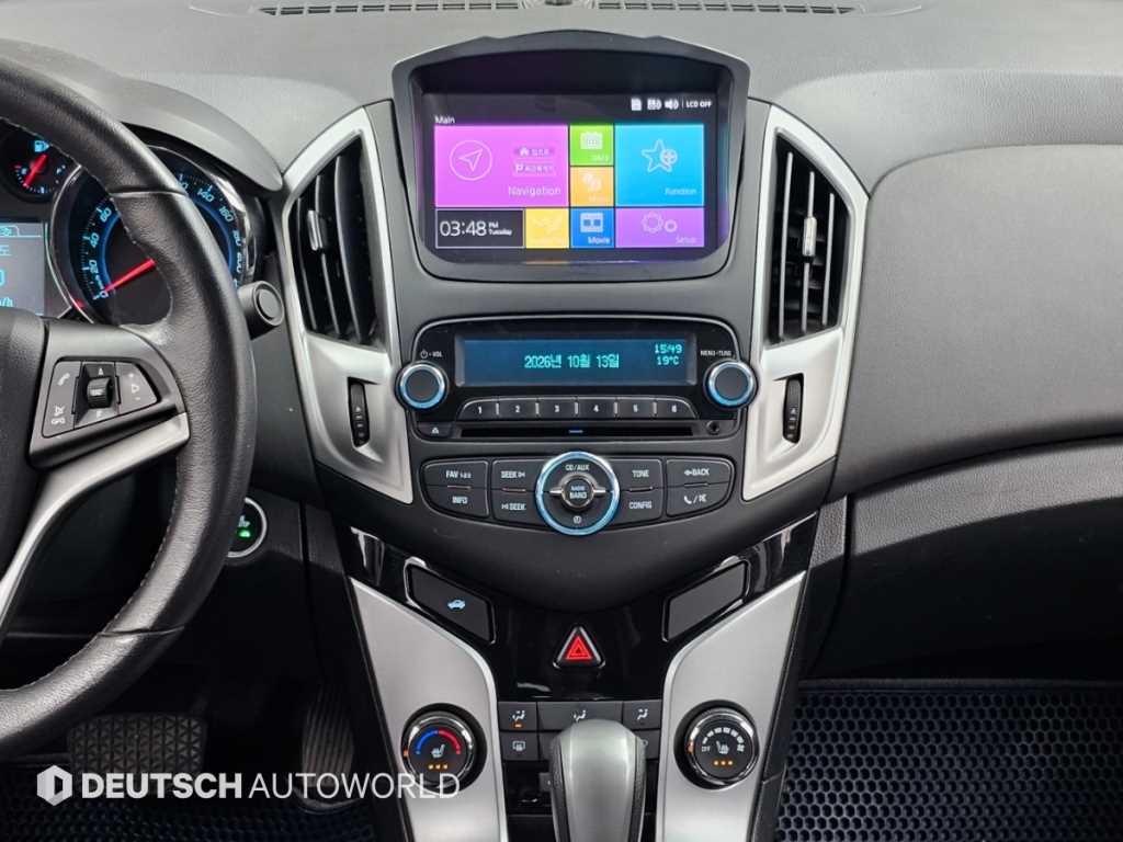 CHEVROLET Cruze — photo 14