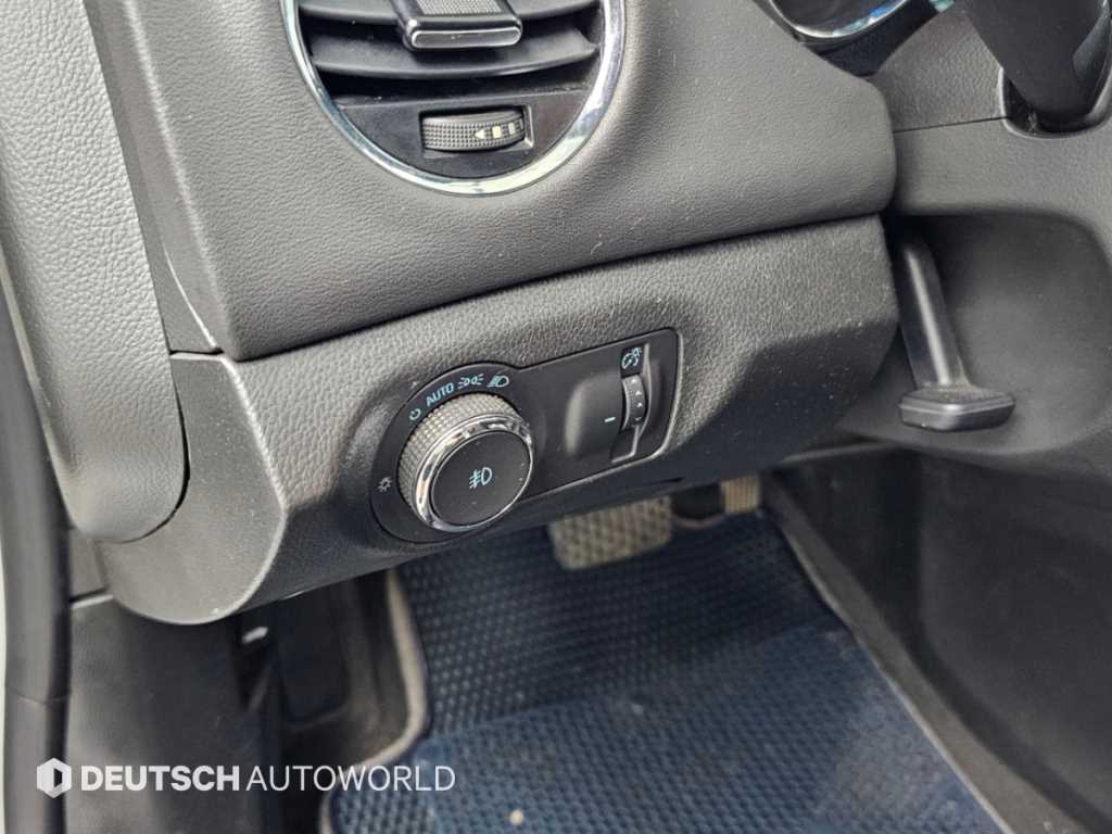 CHEVROLET Cruze — photo 16