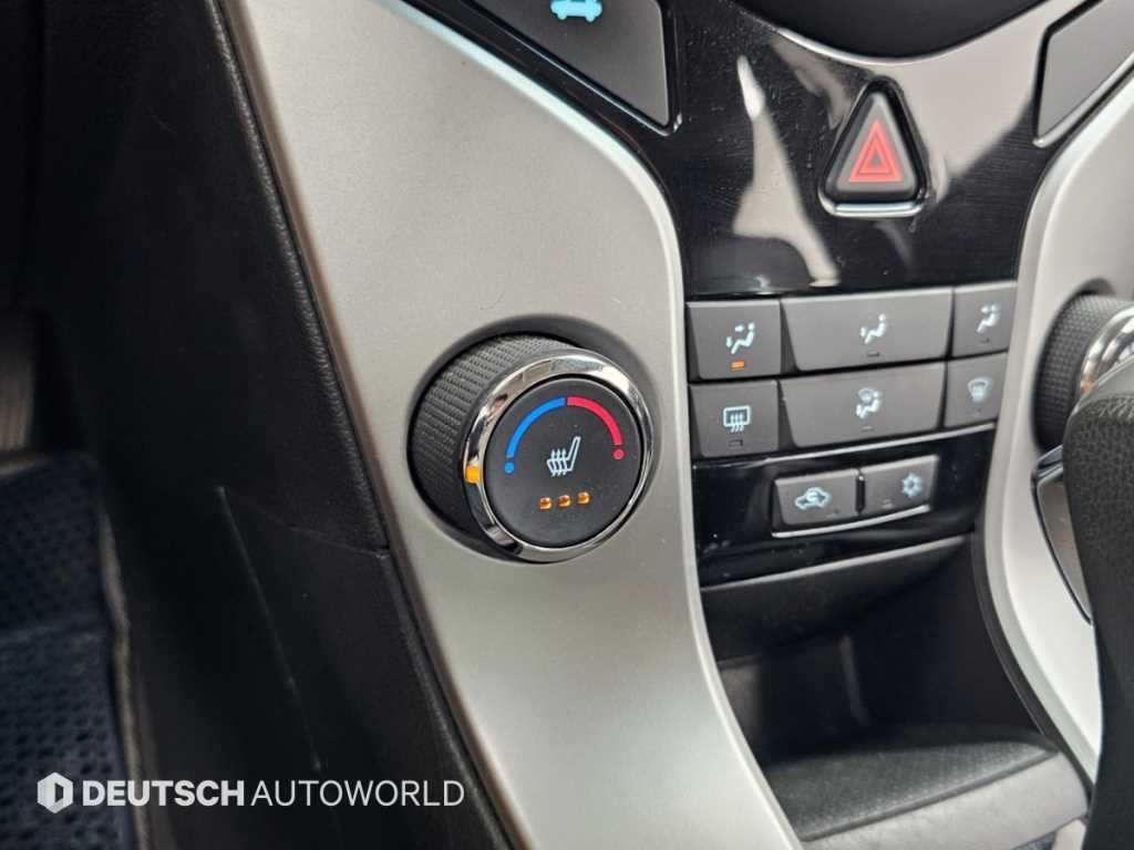 CHEVROLET Cruze — photo 17