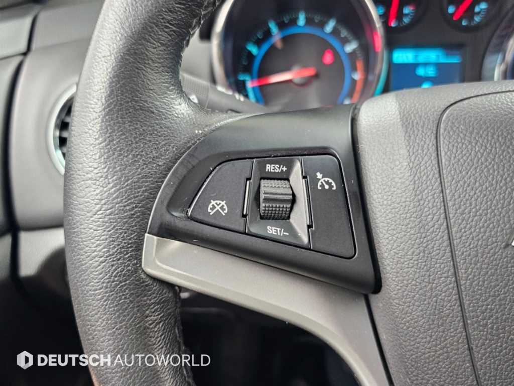 CHEVROLET Cruze — photo 18