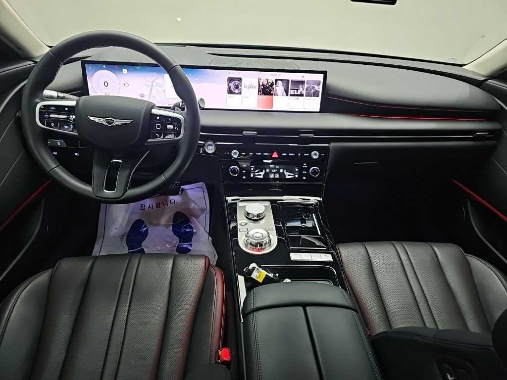 Genesis G80 — photo 07