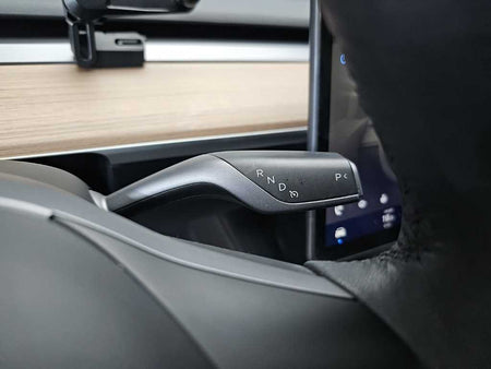 Tesla Model Y — photo 08