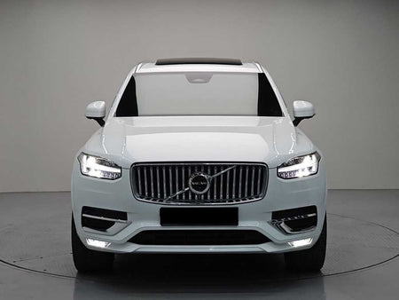 Volvo XC90 — photo 02