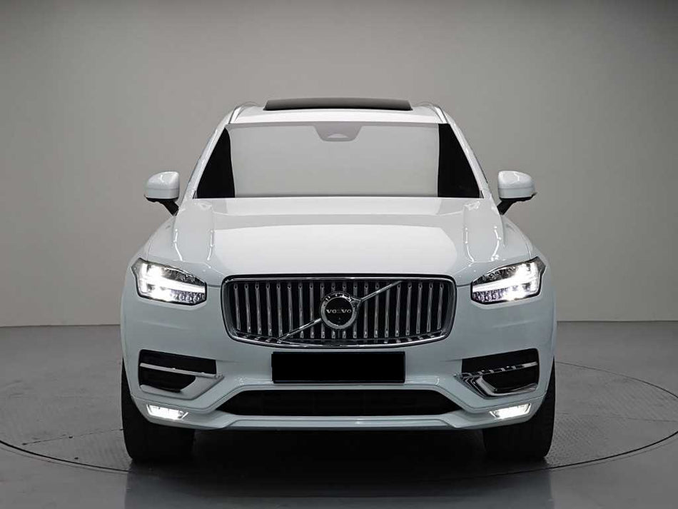 Volvo XC90 — photo 02