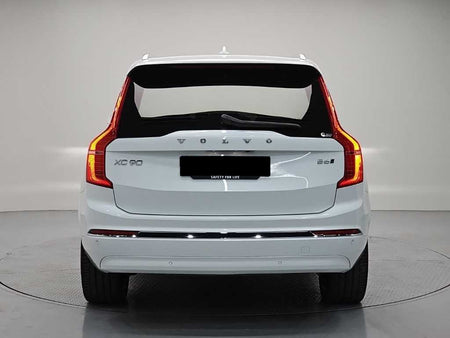 Volvo XC90 — photo 03