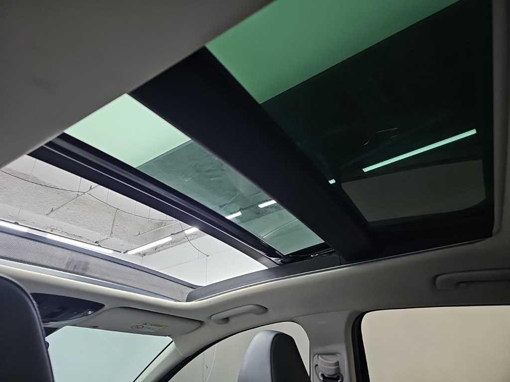 Kia K5 — photo 15