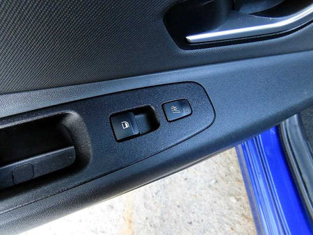 Hyundai Avante — photo 17