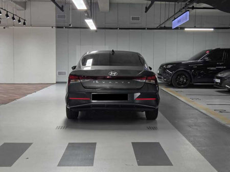 Hyundai Avante — photo 03