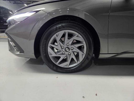 Hyundai Avante — photo 07