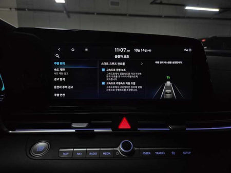 Hyundai Avante — photo 16