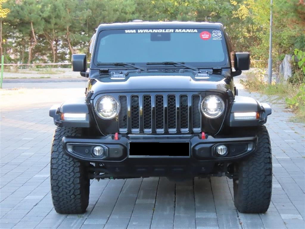 Jeep Gladiator — photo 02