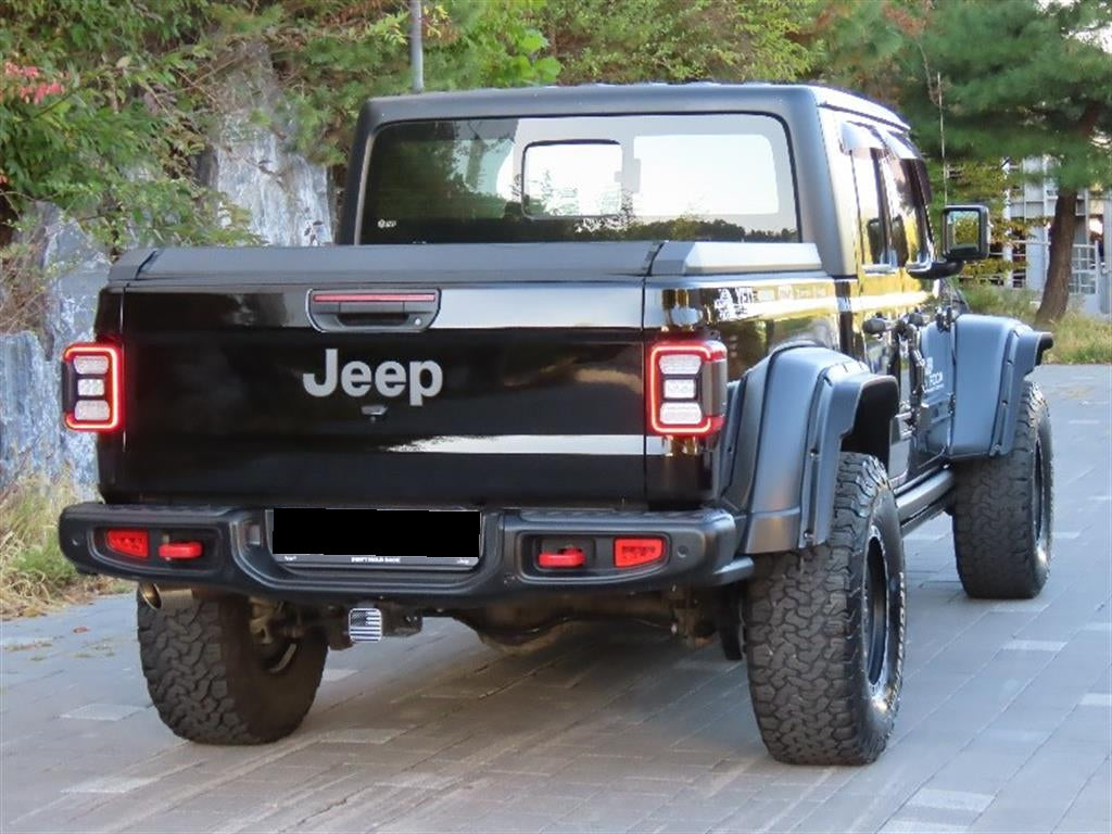 Jeep Gladiator — photo 03