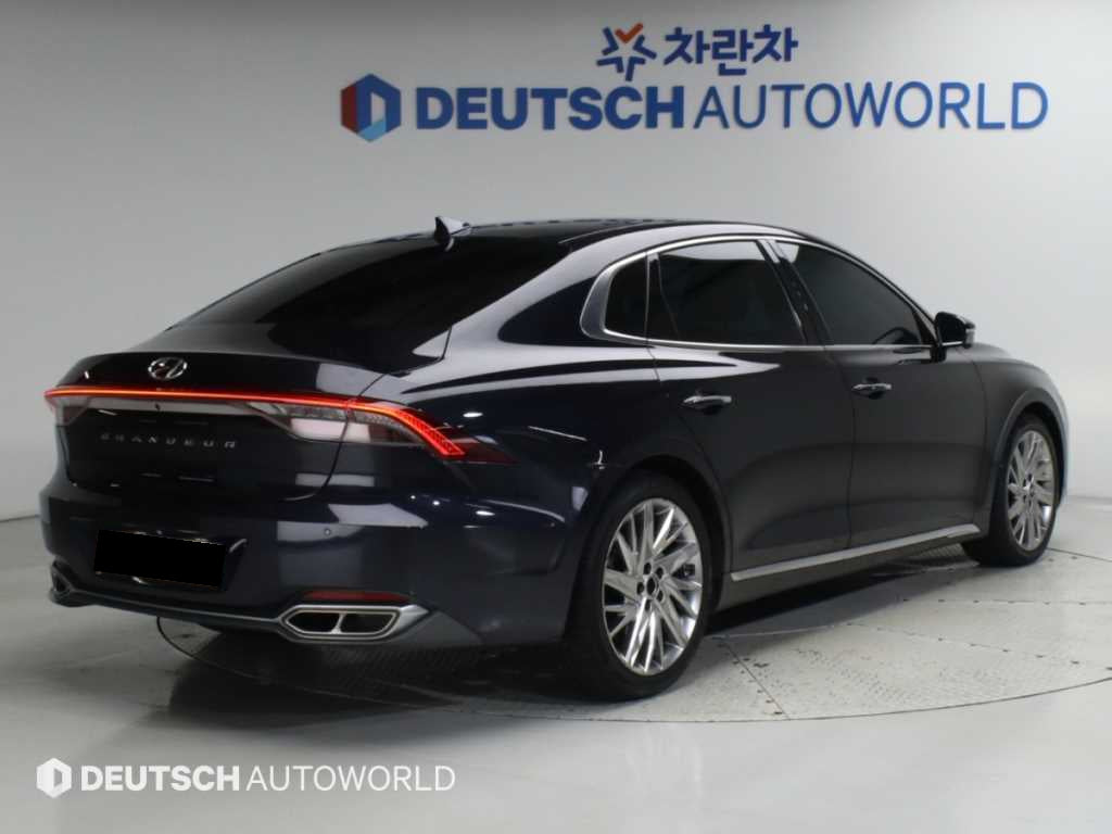 Hyundai Grandeur — photo 02
