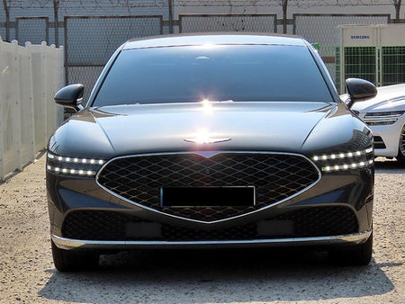 Genesis G90 — photo 01