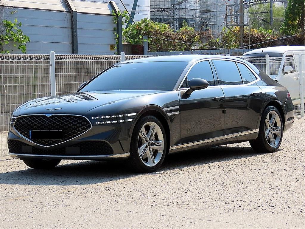 Genesis G90 — photo 02