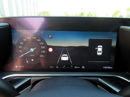 Genesis G90 — photo 09