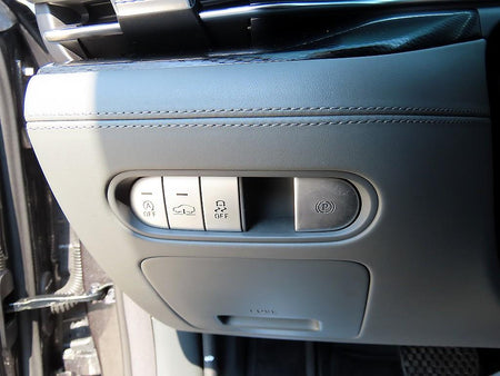 Genesis G90 — photo 13