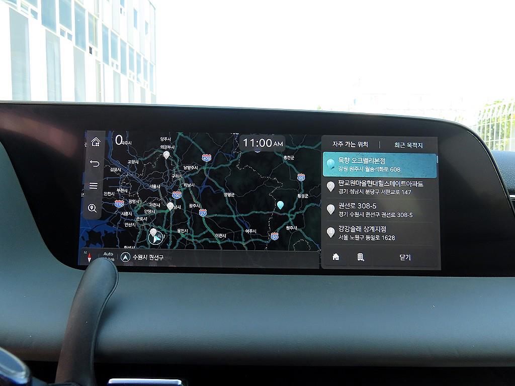 Genesis G90 — photo 16