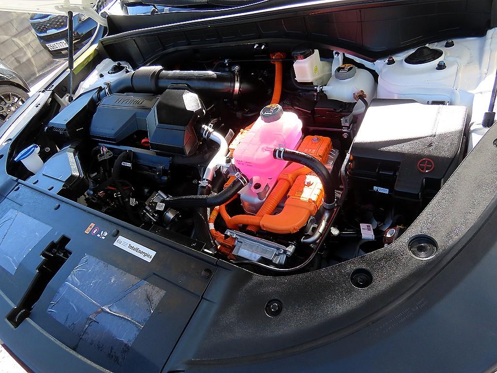 Kia Sorento — photo 19