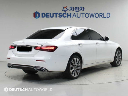Mercedes-Benz E-Class — photo 02