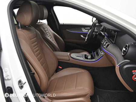 Mercedes-Benz E-Class — photo 10