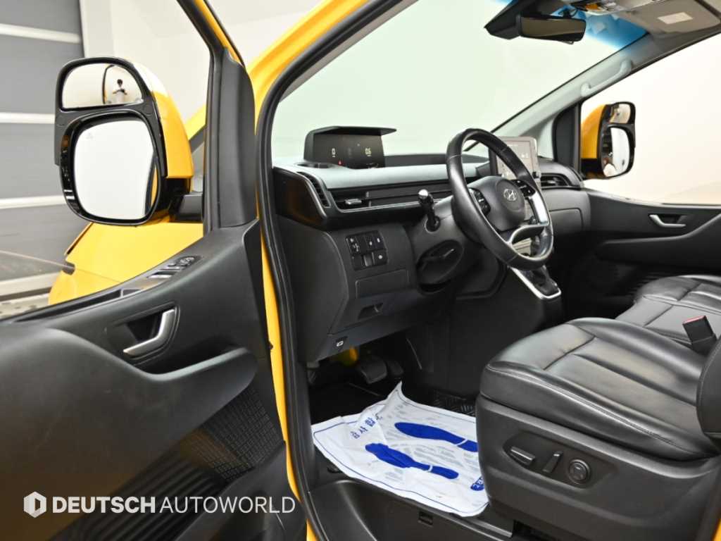 Hyundai Staria — photo 11