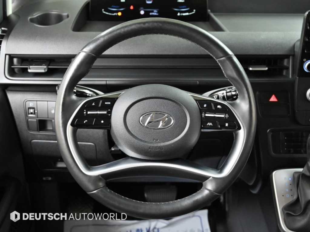 Hyundai Staria — photo 13