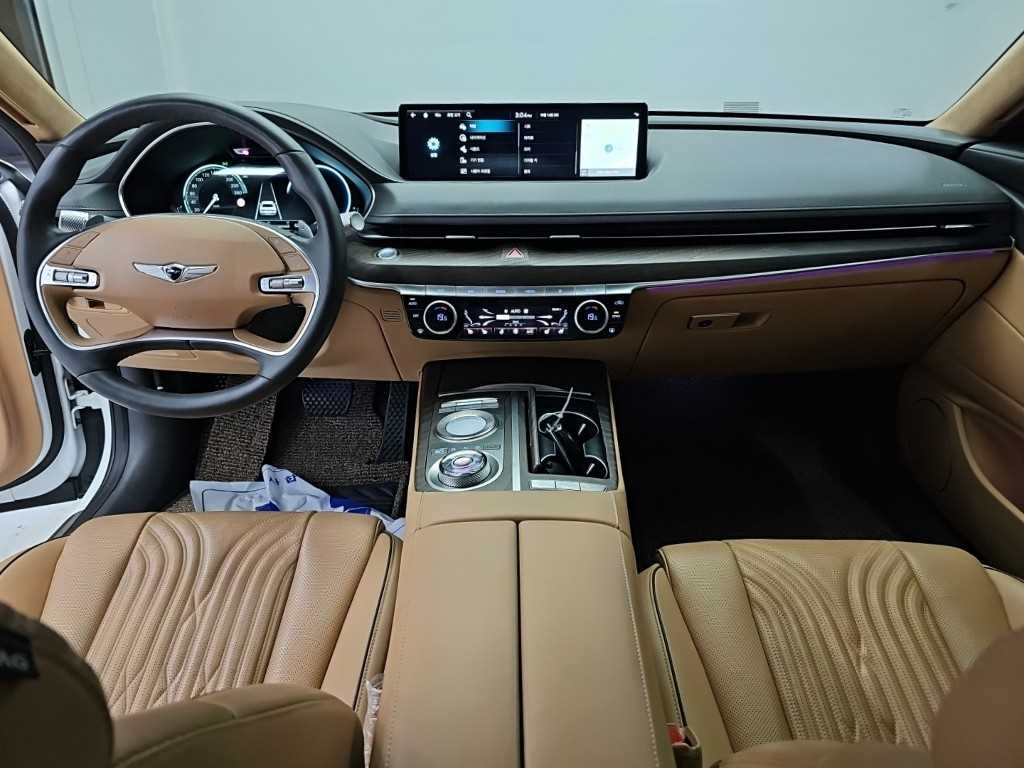Genesis G80 — photo 07