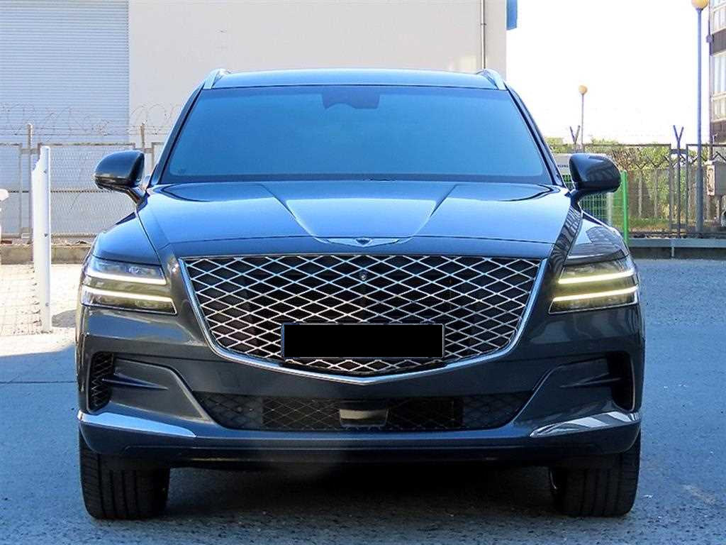 Genesis GV80 — photo 01