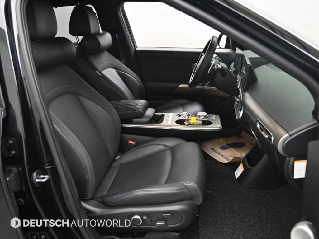 Genesis GV60 — photo 10