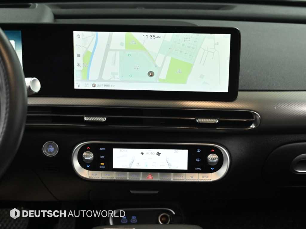 Genesis GV60 — photo 14